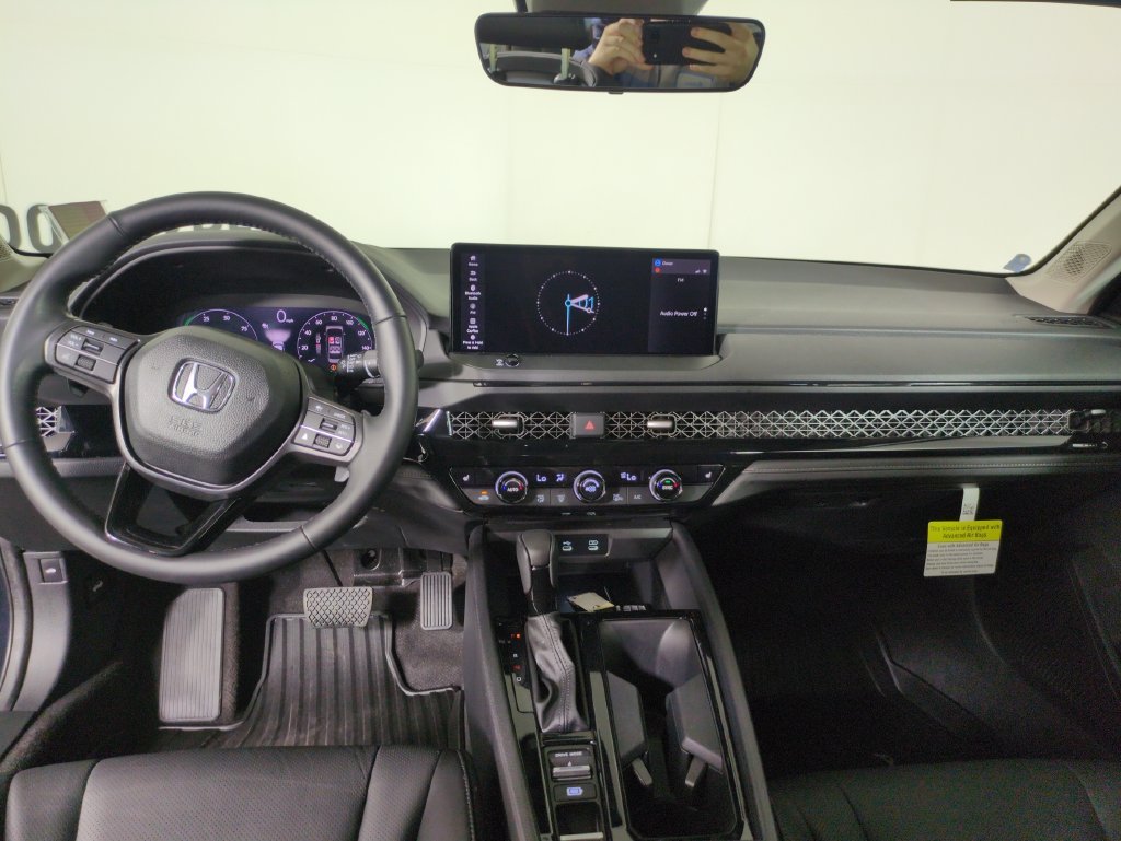 2026 Honda Accord Hybrid EX-L - Photo 18