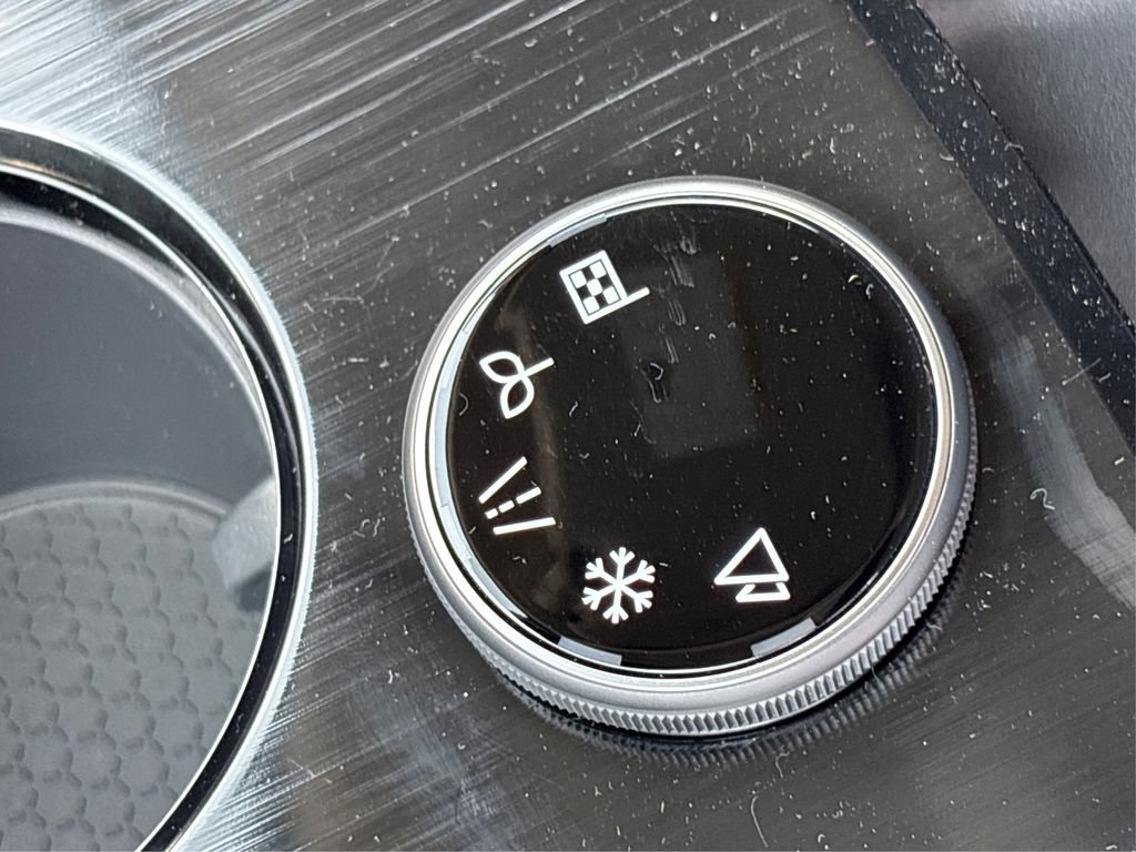 Used 2025 Gray Nissan SL image 37