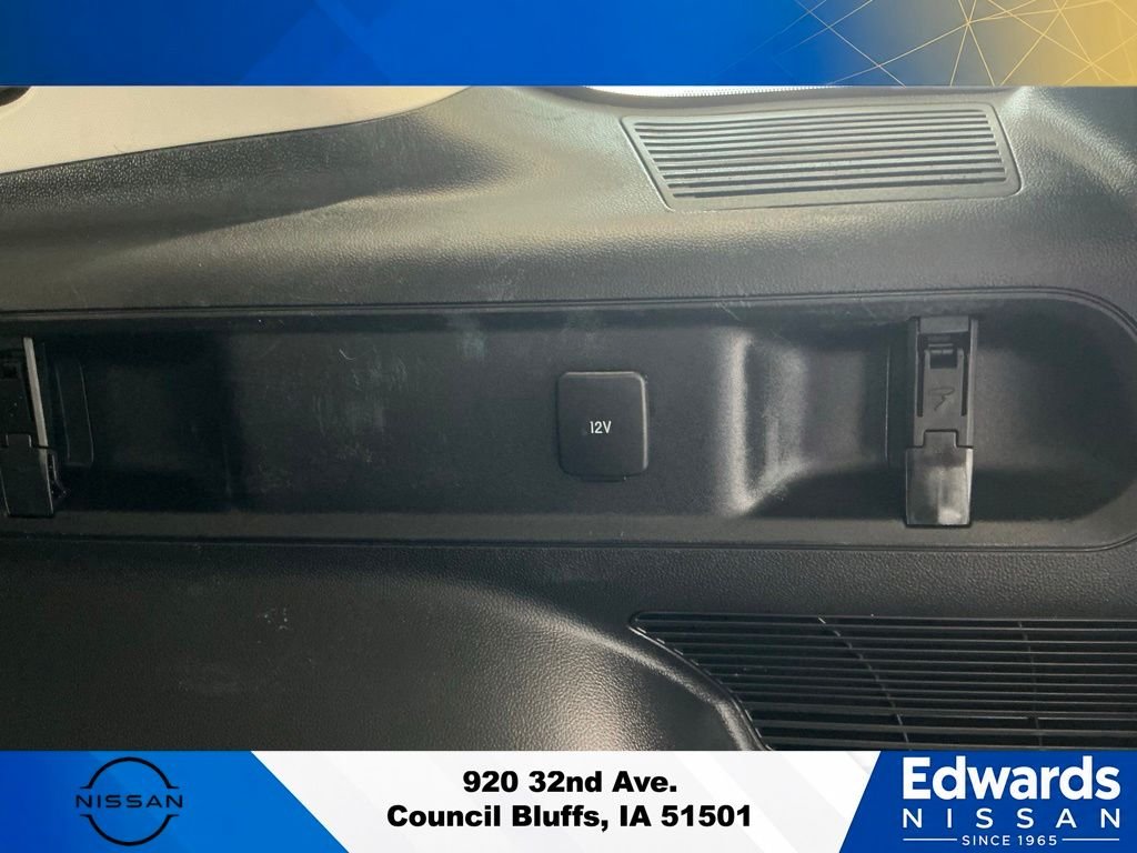 Used 2022 White Ford Outer Banks image 11