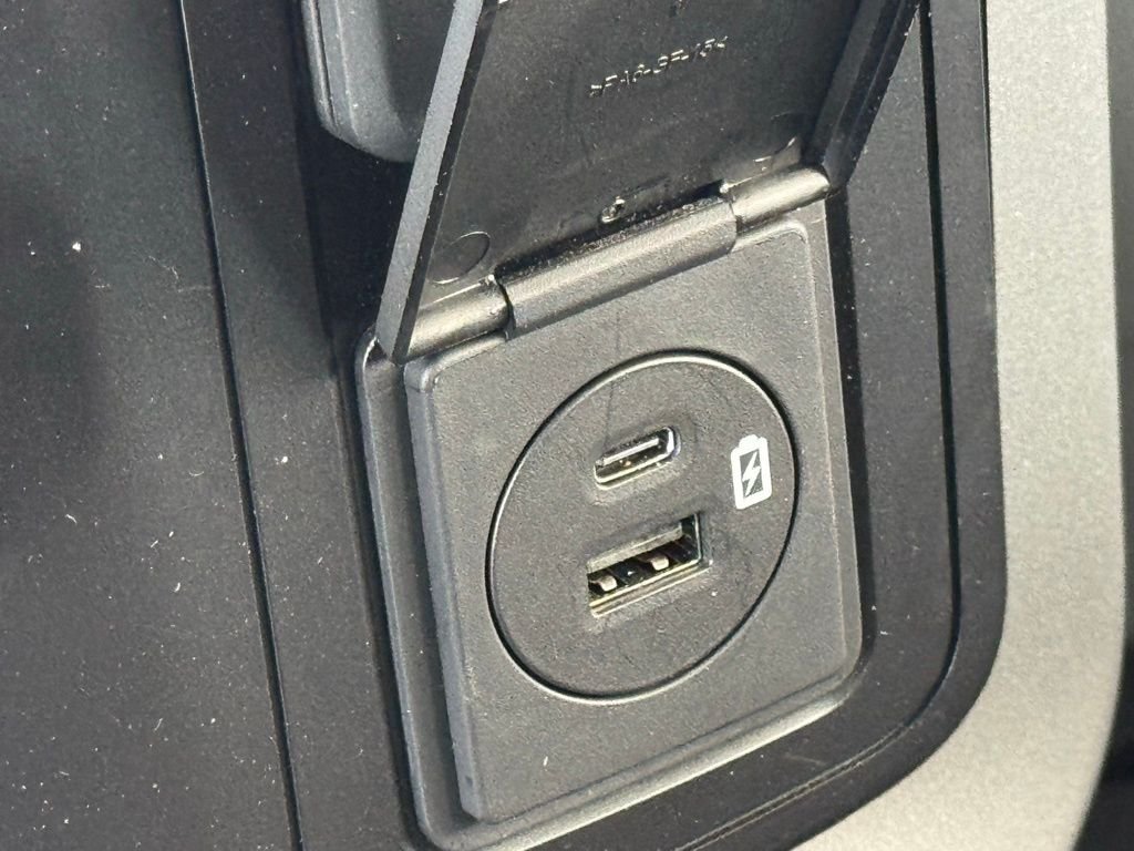 Used 2021 Gray Ford XLT image 32