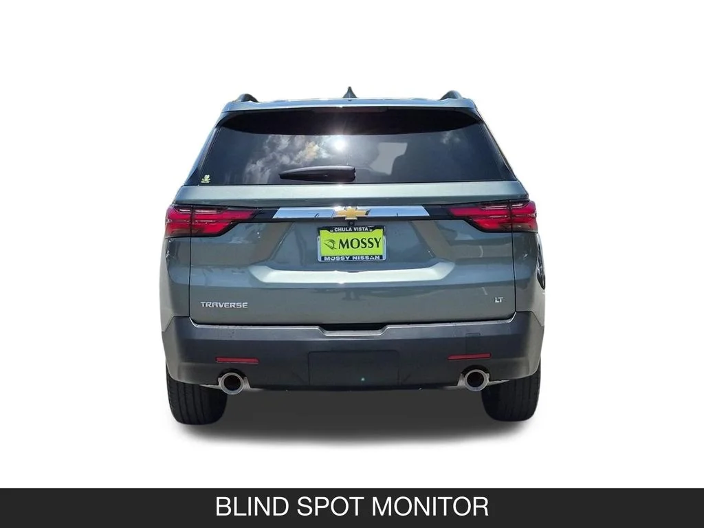 Used 2023 Green Chevrolet LT image 8