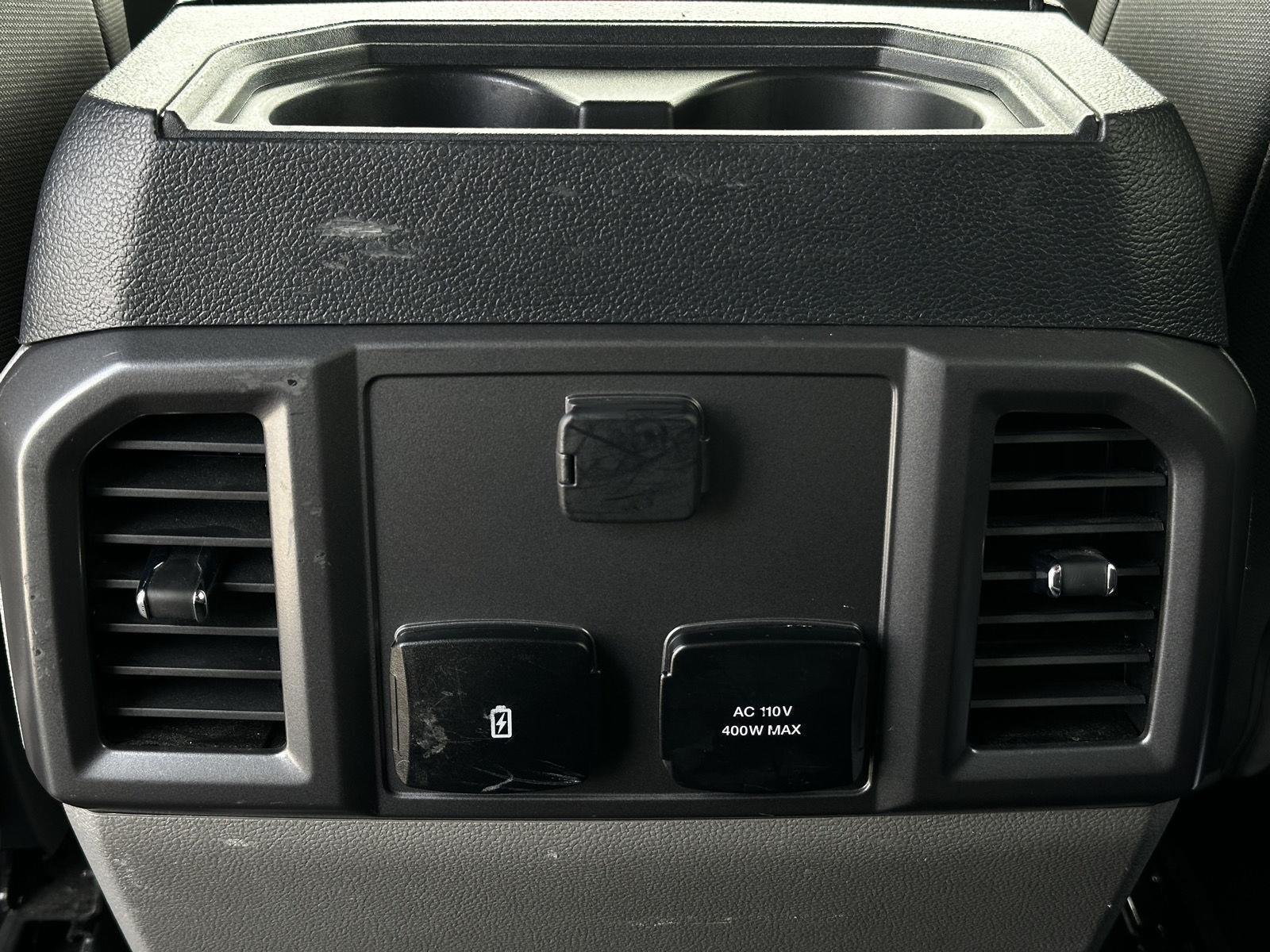 Used 2022 Oxford White Ford XLT image 30