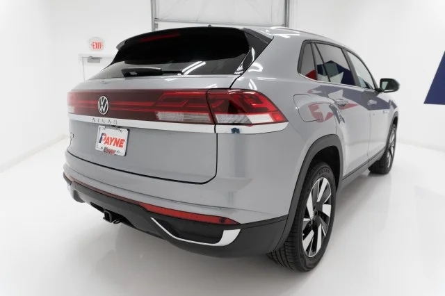 2026 Volkswagen Atlas Cross Sport SE w/Tech - Photo 6