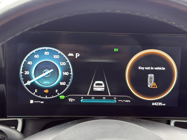 Used 2023 Black Hyundai Limited image 23