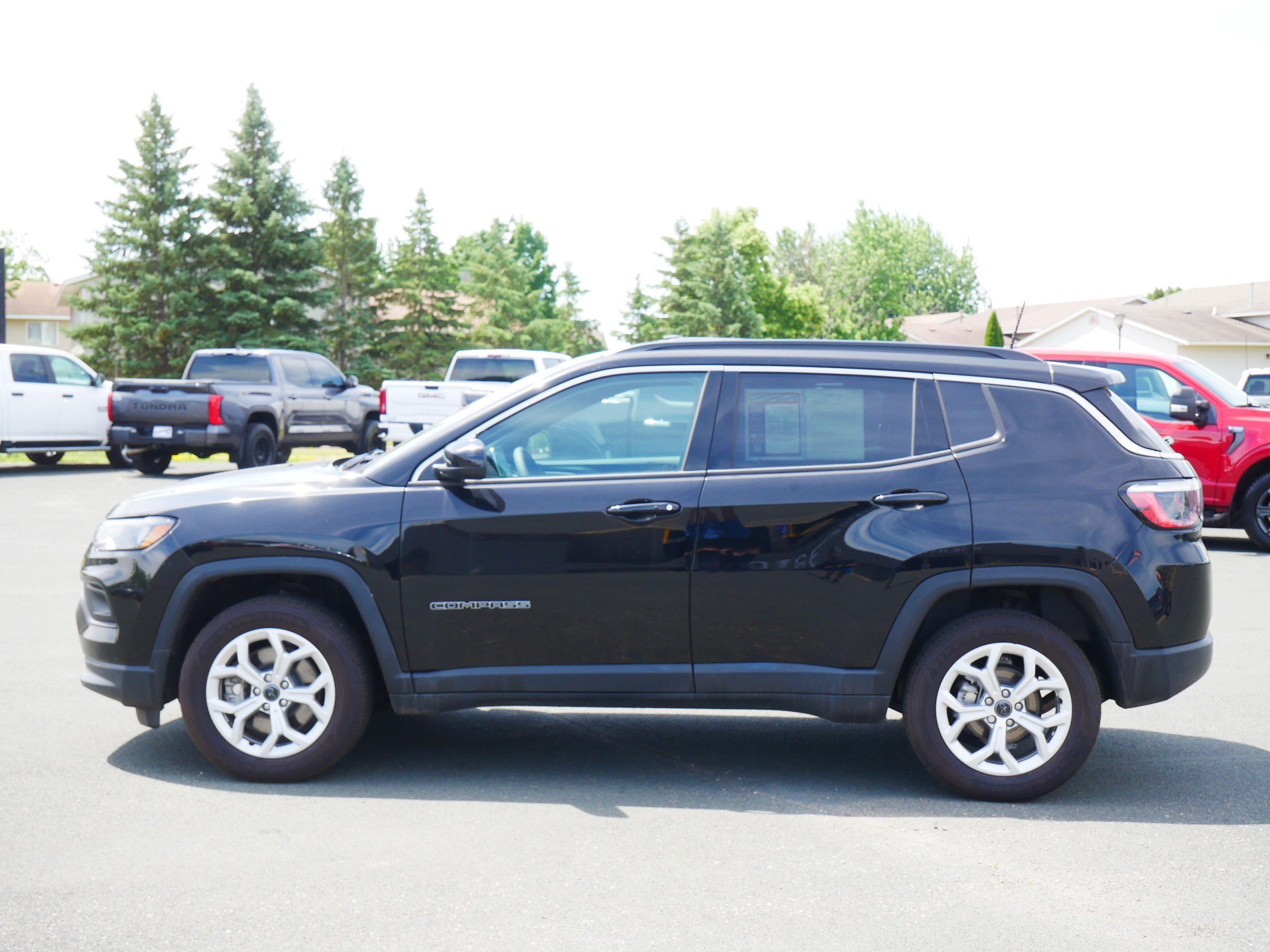 Certified 2025 Jeep Compass Latitude with VIN 3C4NJDBN4ST516919 for sale in Hastings, Minnesota