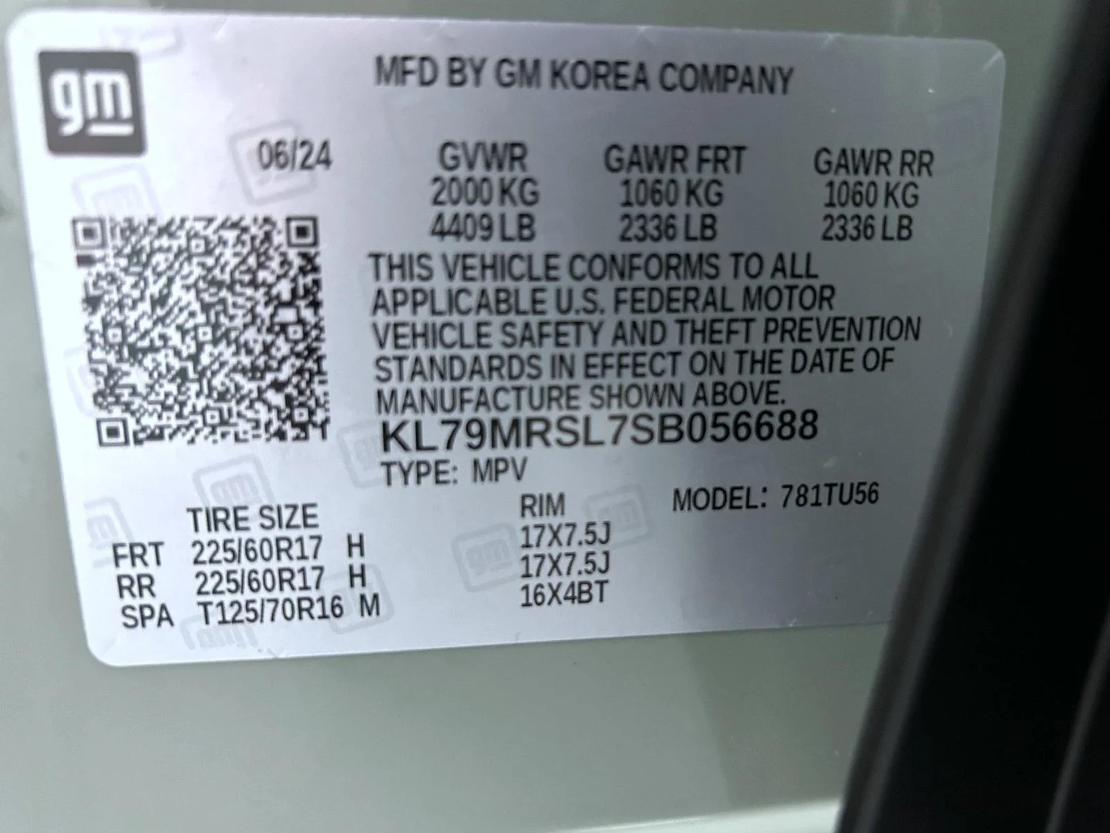 Used 2025 Green Chevrolet LT image 25