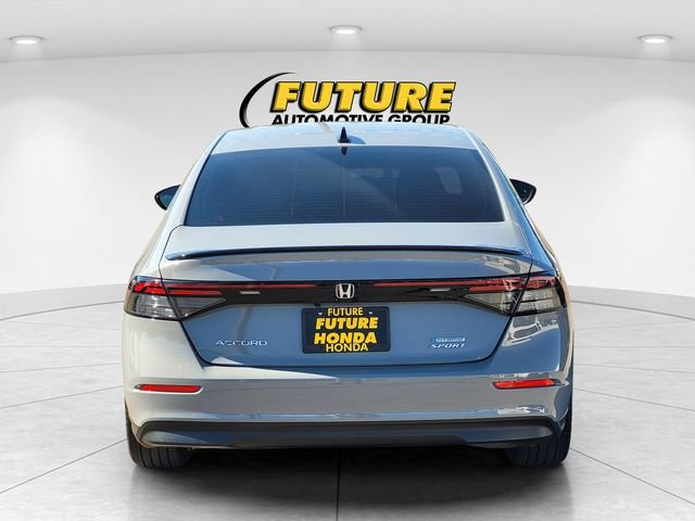 Used 2024  Honda Sport image 8