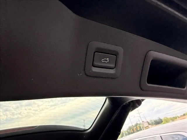 Used 2019 Black Mazda Touring image 29