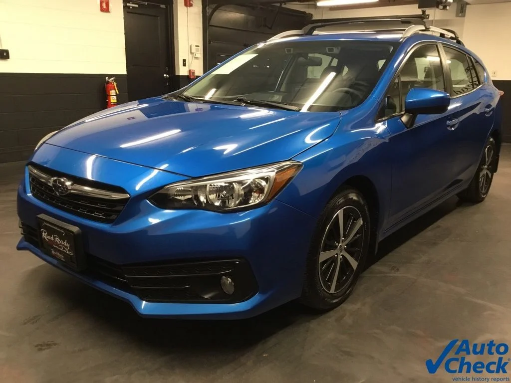 Used 2020 Blue Subaru Premium image 5