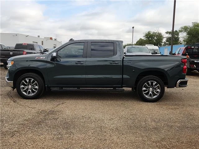 Used 2026 Cypress Gray Chevrolet LT w/1LT 4x4 Crew Cab 5.75 ft. box 147.4 in. WB image 2