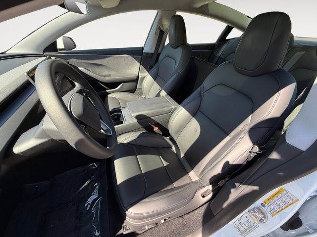 Used 2025 Pearl White Multi-Coat Tesla Long Range image 10