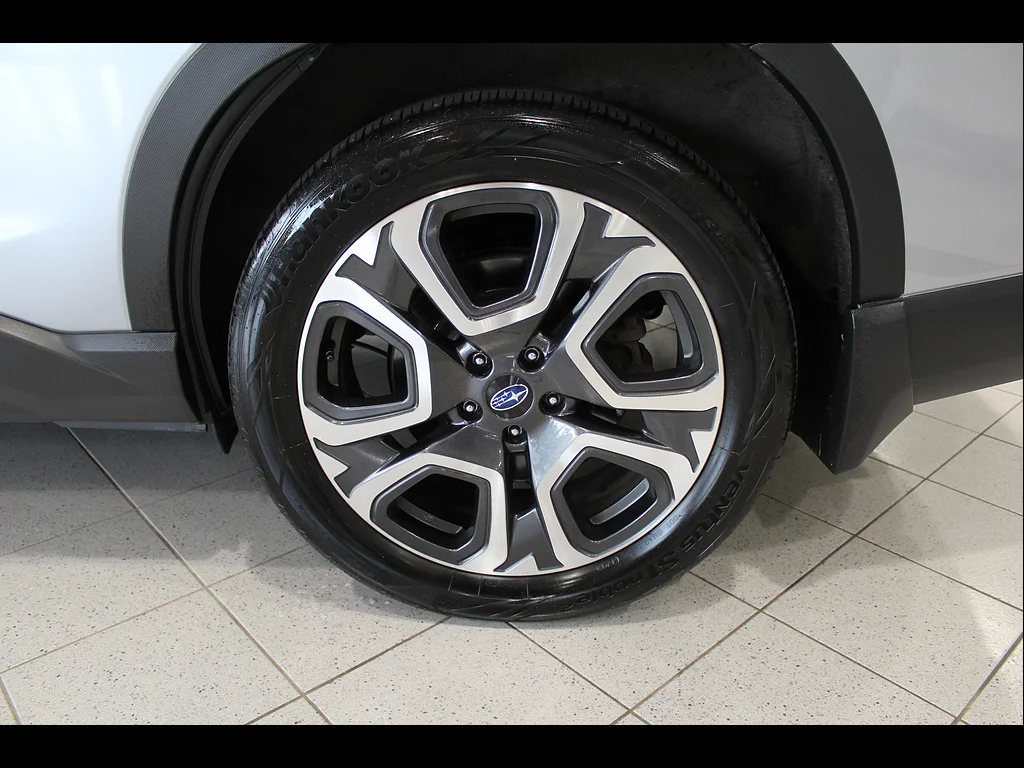 Used 2023 Ice Silver Metallic Subaru Limited 7-Passenger image 12