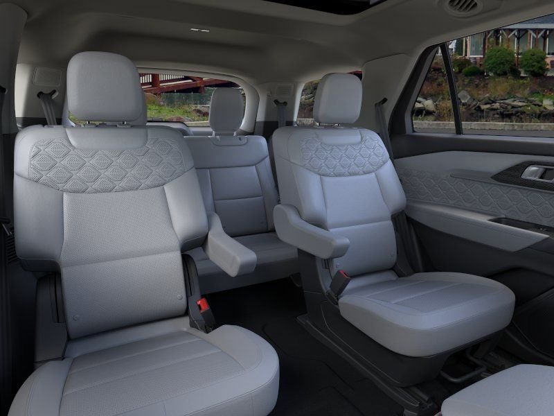 New 2026 Space White Metallic Ford Platinum™ image 13