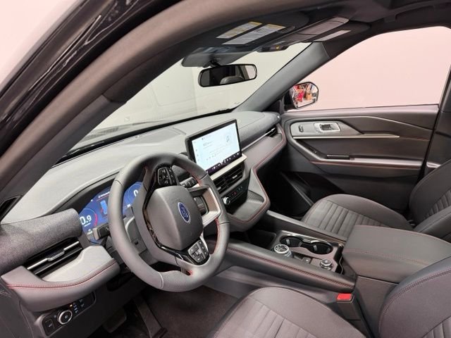 New 2026 Agate Black Metallic Ford ST-Line image 18
