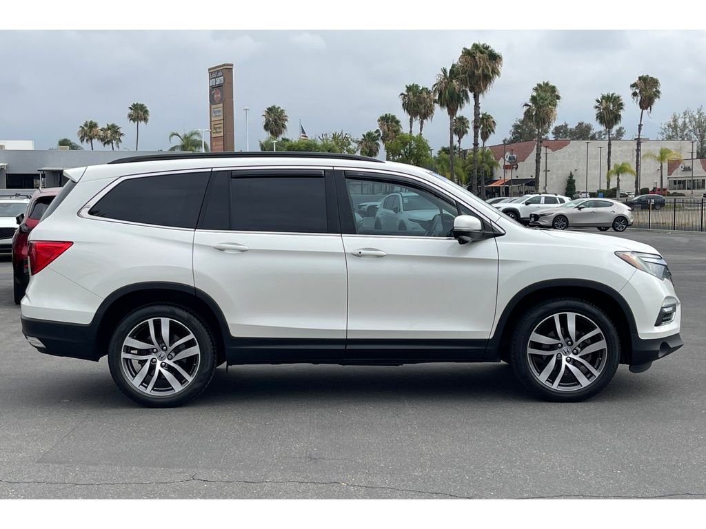 Certified Used 2018 White Diamond Pearl Honda EX image 7