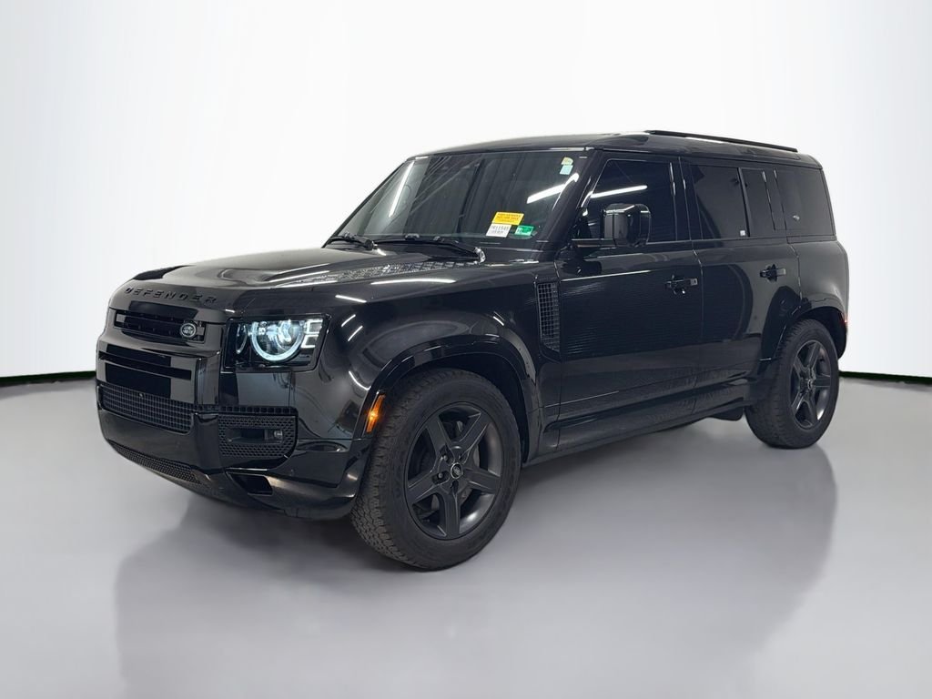 Used 2024 Black Land Rover X-Dynamic SE image 1