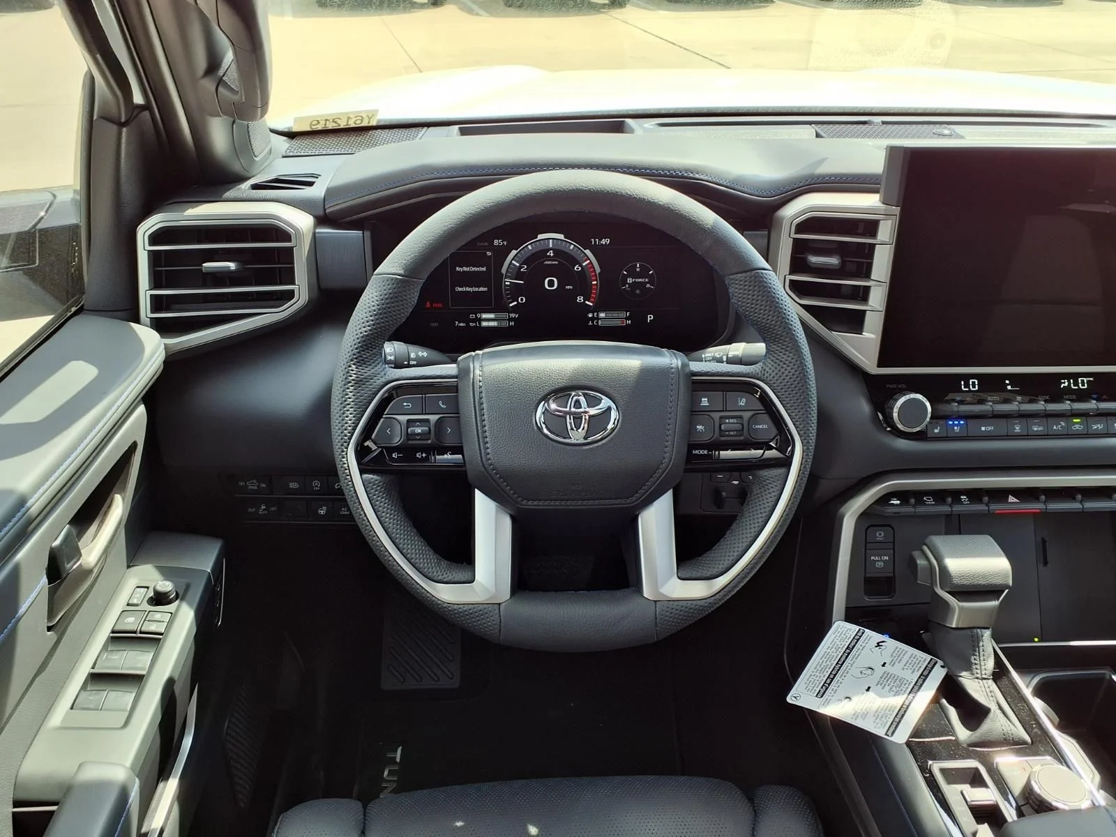 New 2026 Off-white Toyota Platinum image 15