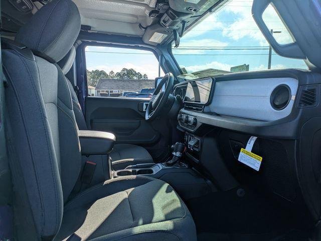 New 2026 Reign Jeep Sport image 26
