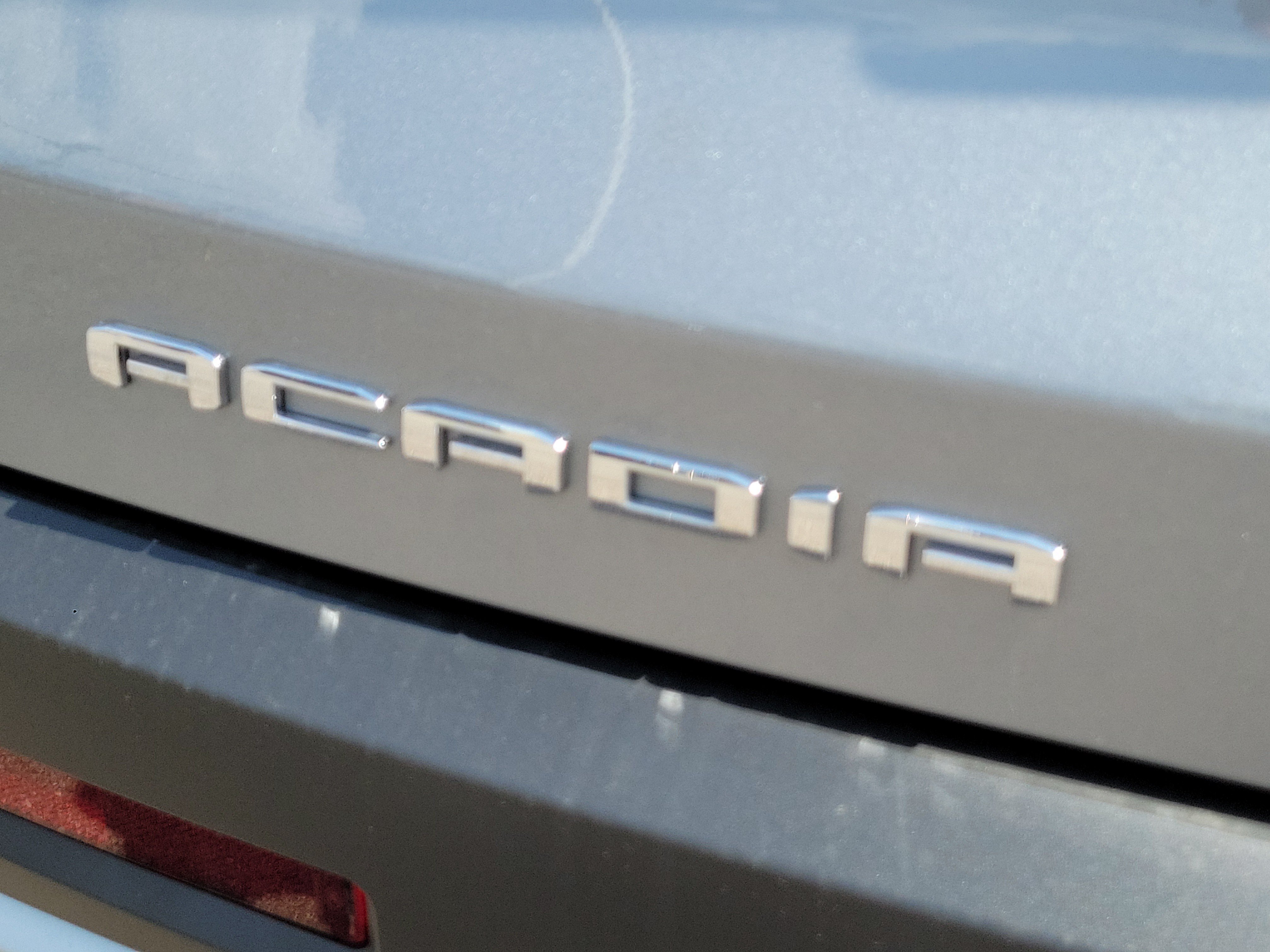 Used 2023 Sterling Metallic GMC SLE image 7