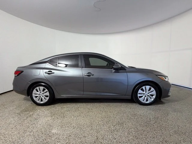 Used 2023 Gray Nissan S image 6