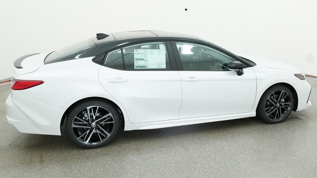 New 2026 Wind Chill Pearl with Midnight Black Metallic roof Toyota XSE image 16