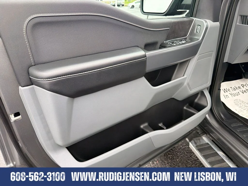 Used 2025 Gray Ford XLT image 10