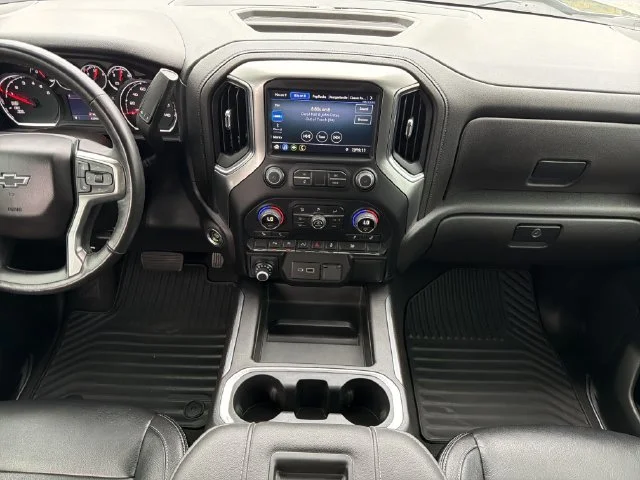 Used 2022 Gray Chevrolet RST image 15