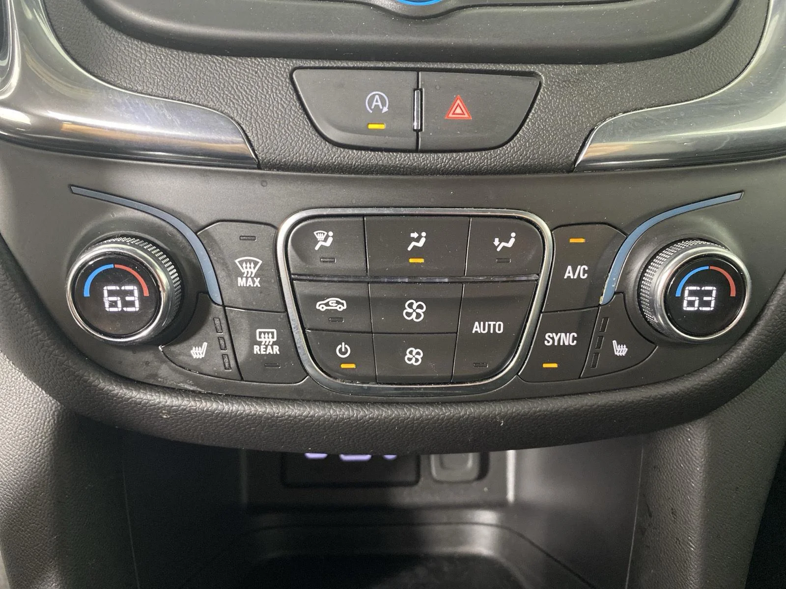 Used 2024 Sterling Gray Metallic Chevrolet LT image 21