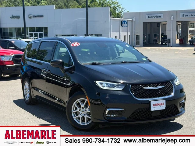2024 Chrysler Pacifica Touring L