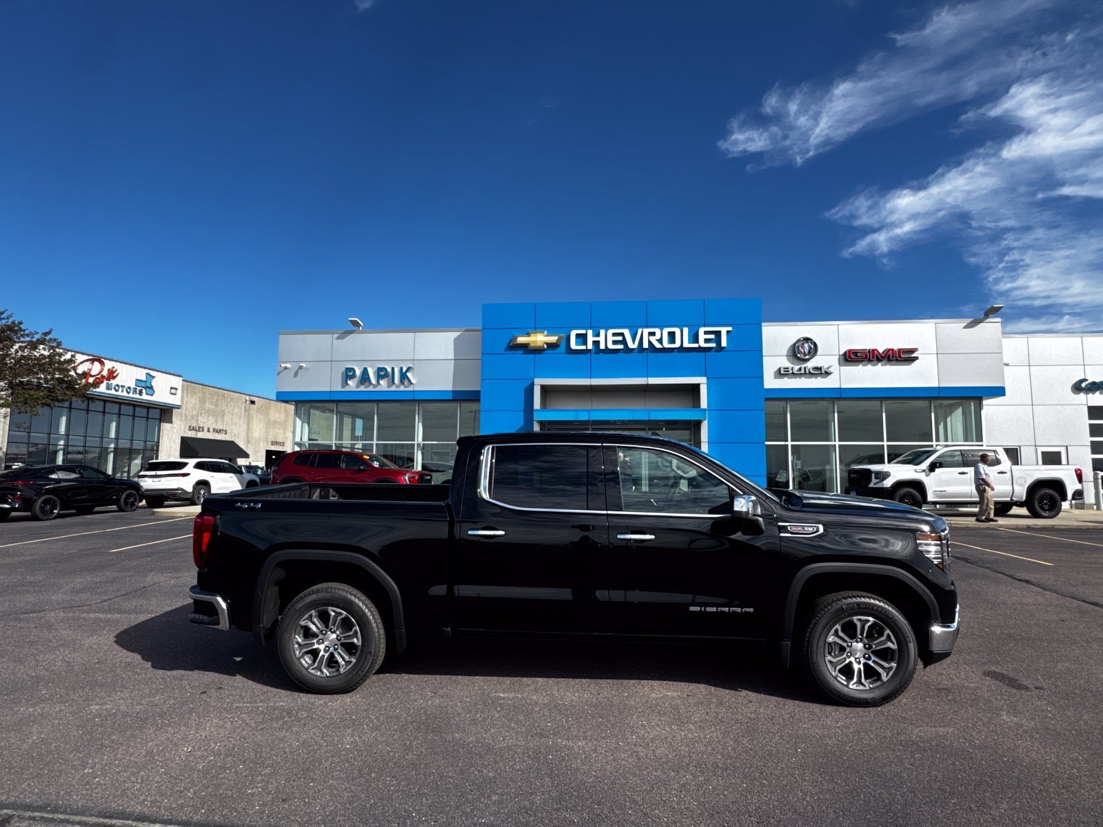 2026 GMC Sierra 1500 SLT