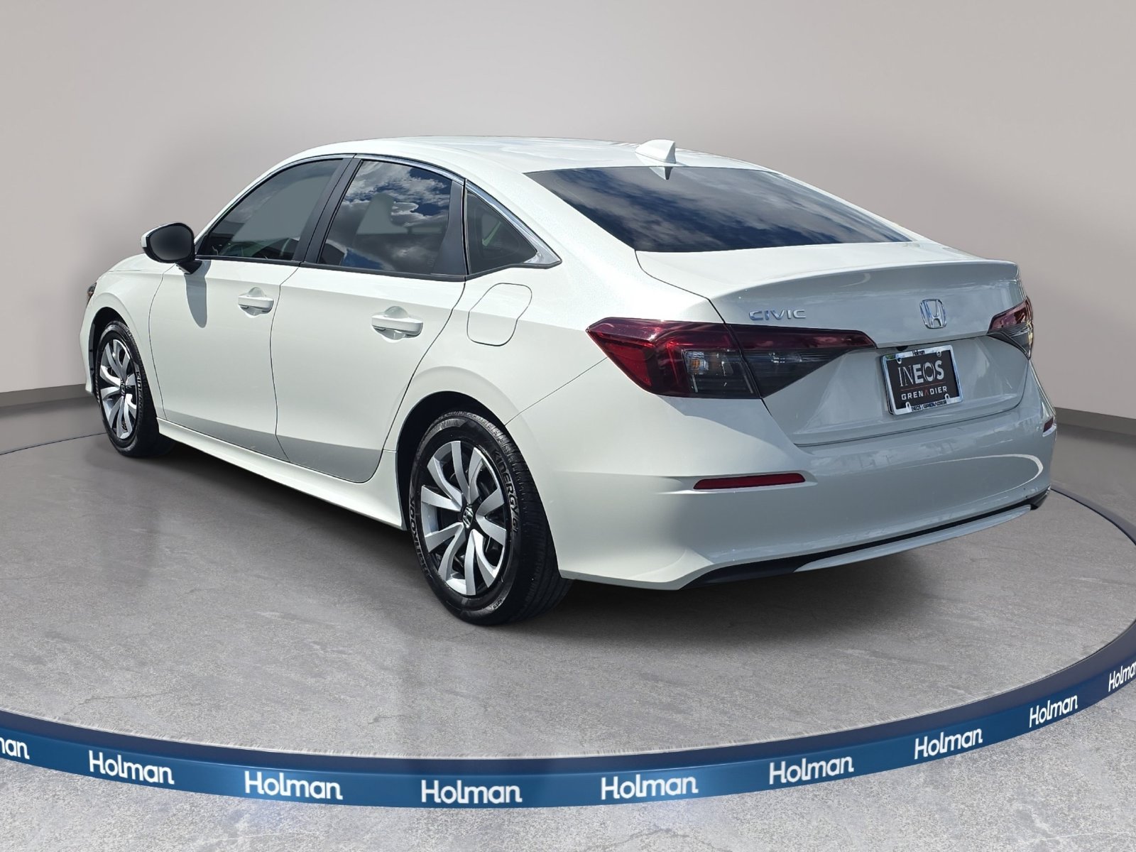 Used 2025 White Honda LX image 8