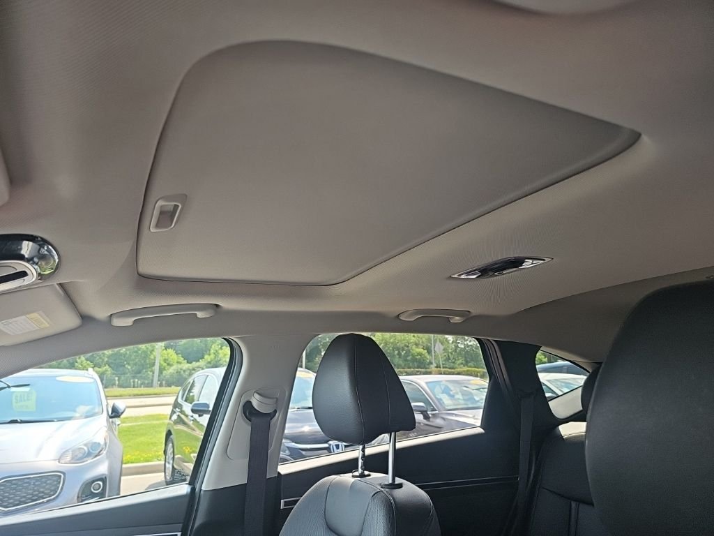 Certified Used 2024 Gray Hyundai SEL image 26