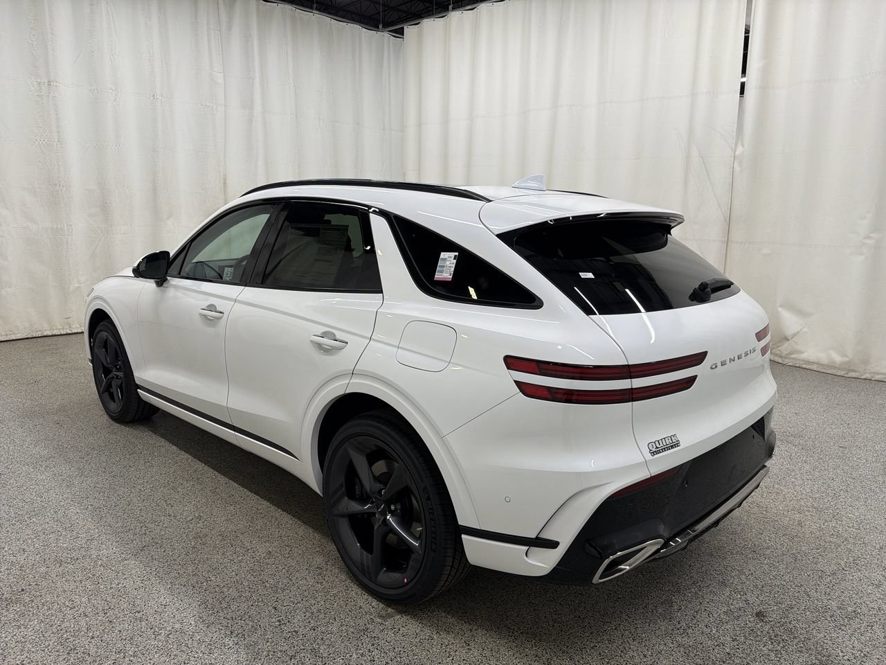 New 2027 Uyuni White Genesis 3.5T Sport Prestige image 9