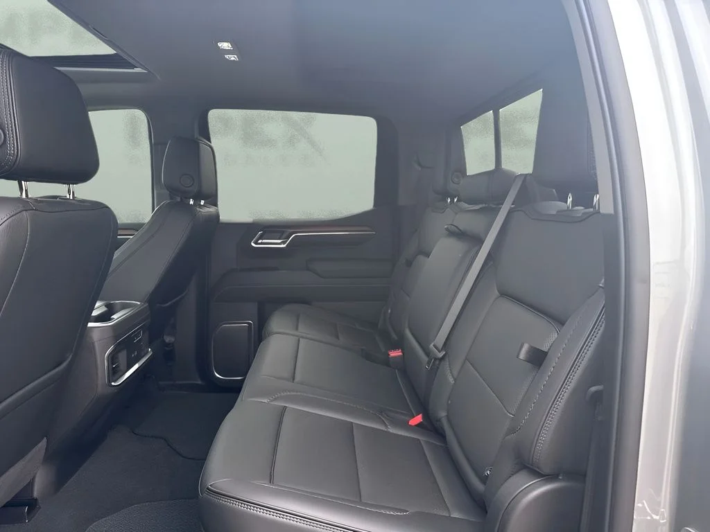Used 2025 Silver GMC Denali image 9