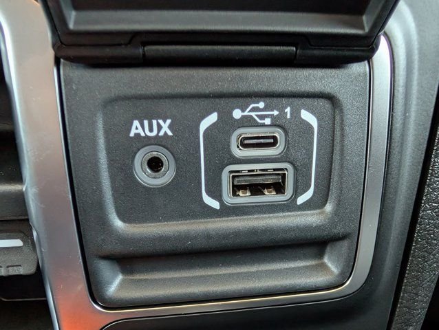 New 2026 Anvil Clear-Coat Exterior Paint Jeep Mojave image 19