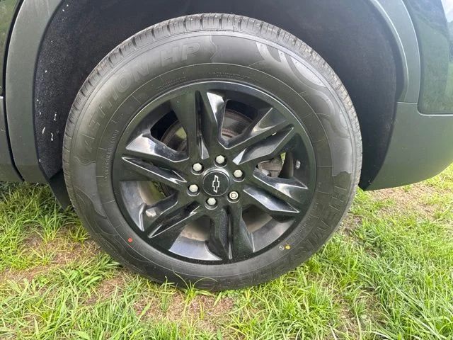 Used 2019 Black Chevrolet Base image 13
