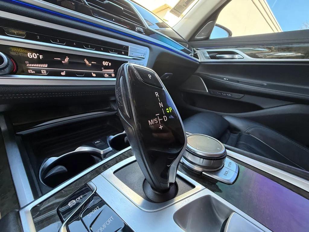 2022 BMW 7 Series 740i - Photo 22