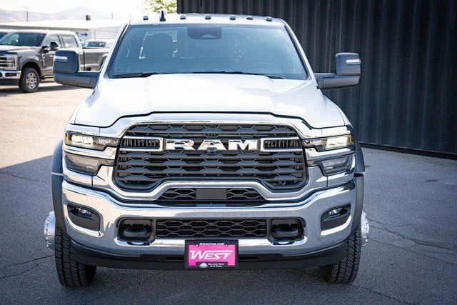 New 2025 Bright White Clearcoat RAM Tradesman image 2