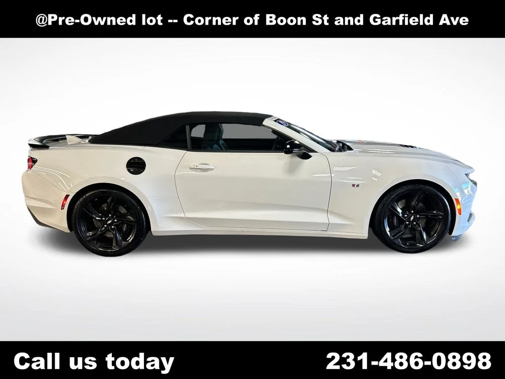 Used 2019 White Chevrolet SS image 6