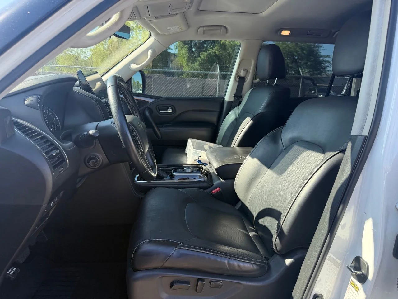 Used 2022 Moonstone White INFINITI Luxe image 10