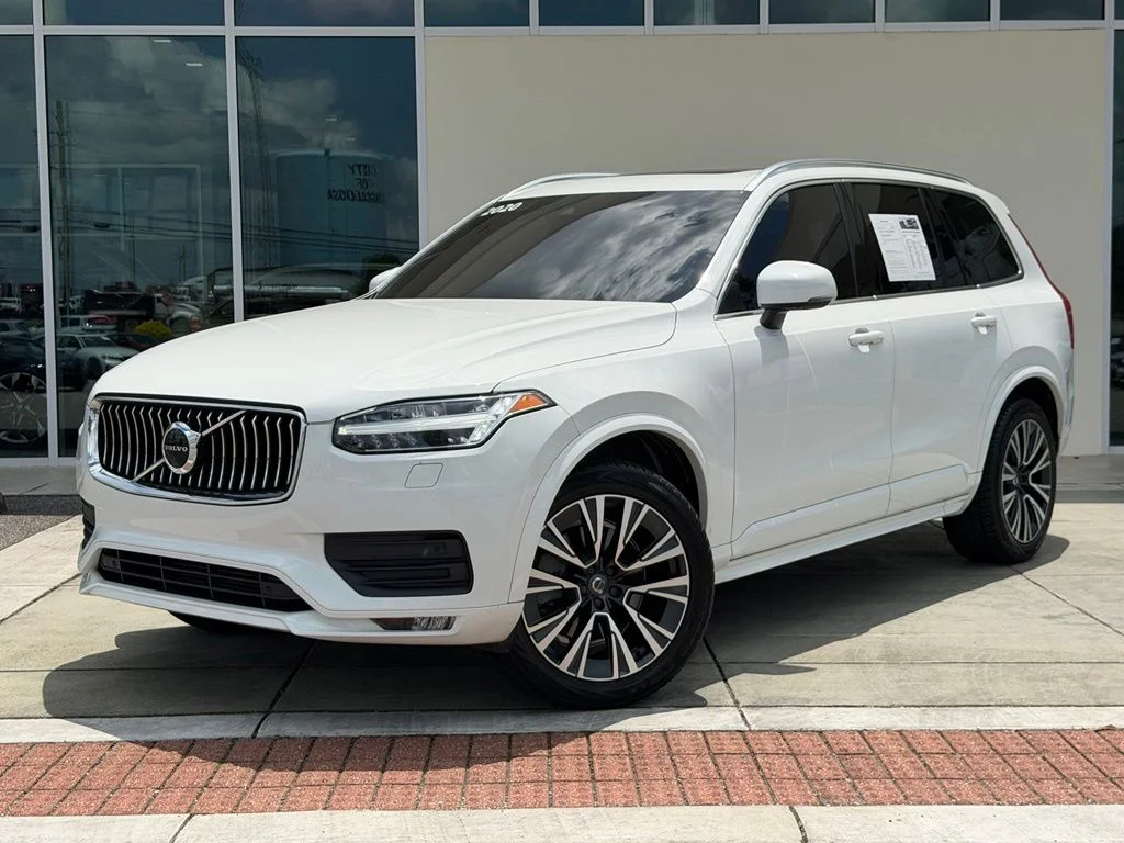 2020 Volvo XC90 T5 Momentum AWD's photo