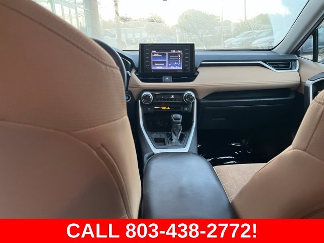 Used 2020 Red Toyota XLE image 16
