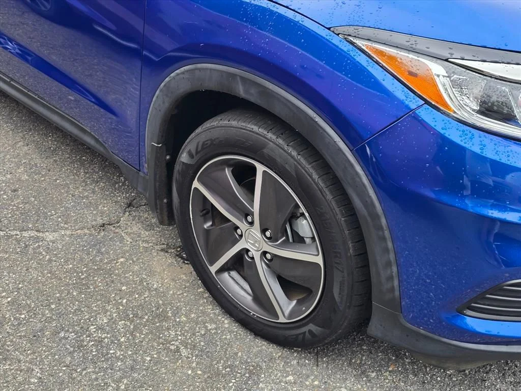 Used 2021 Silver Honda EX image 17