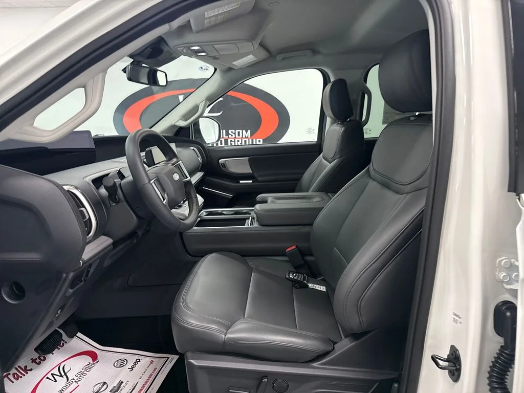 New 2026 Star White Metallic Tri-Coat Ford Active image 10
