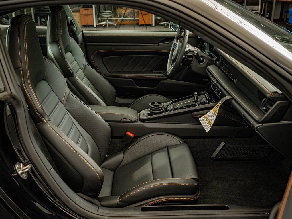Used 2025 Jet Black Porsche Carrera 4 GTS image 32