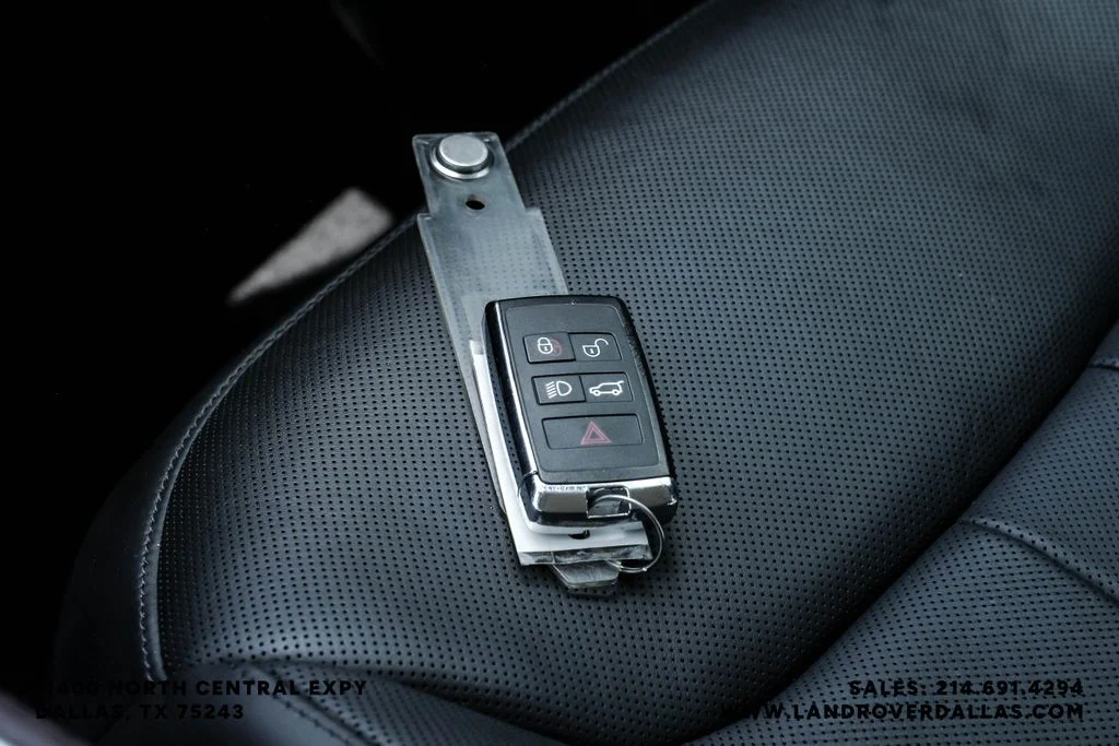 Certified Used 2023 Batumi Gold Premium Metallic Land Rover SE image 63