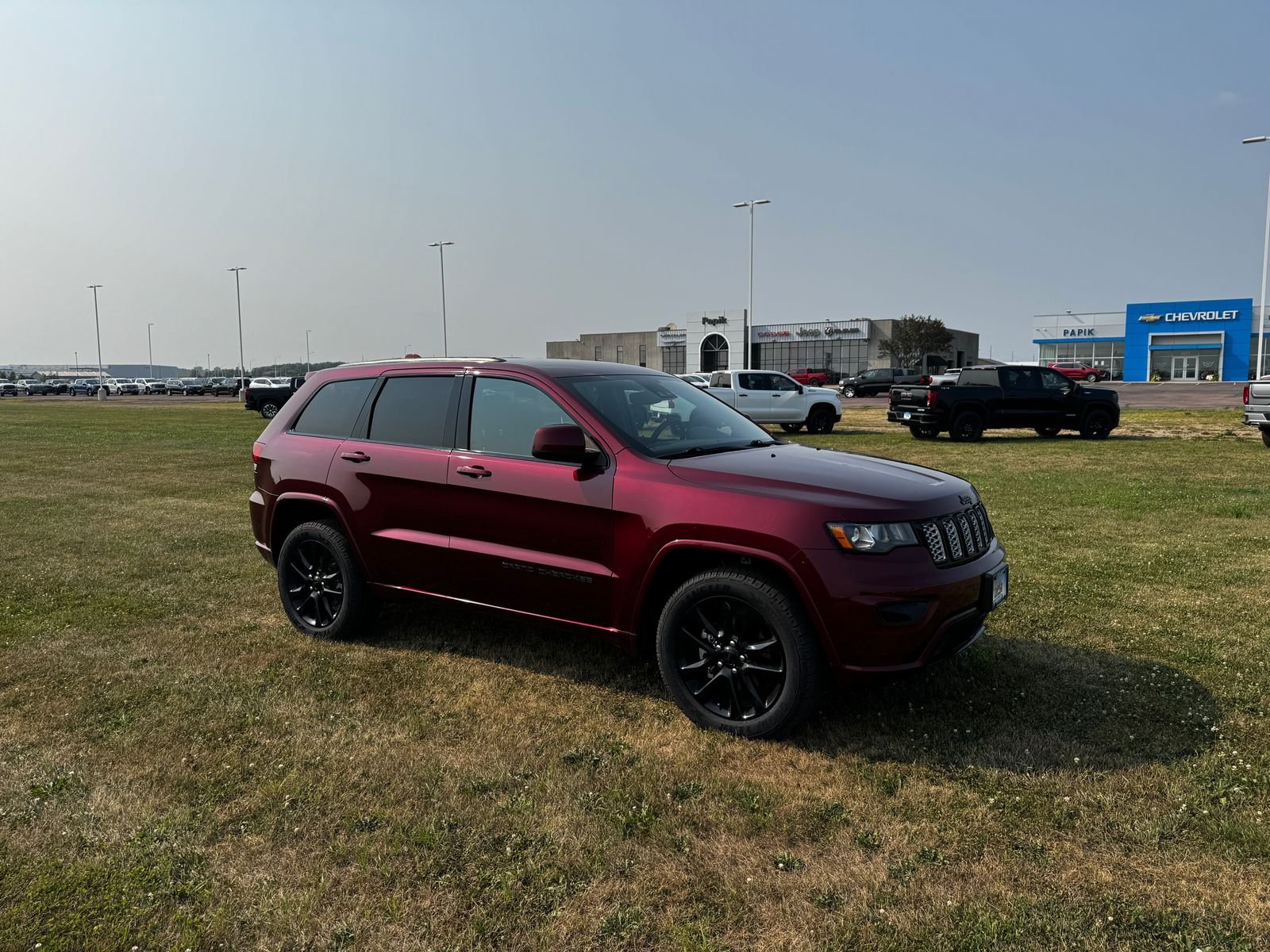 Used 2020 Velvet JEEP Altitude image 1