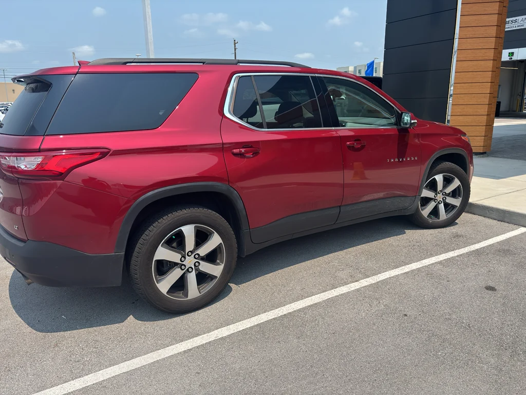 Used 2019 Chevrolet Traverse 3LT with VIN 1GNERHKW2KJ290788 for sale in Tullahoma, TN