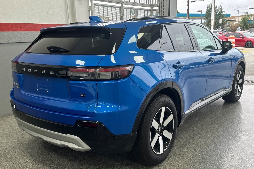 Used 2026 Blue Honda Touring image 5