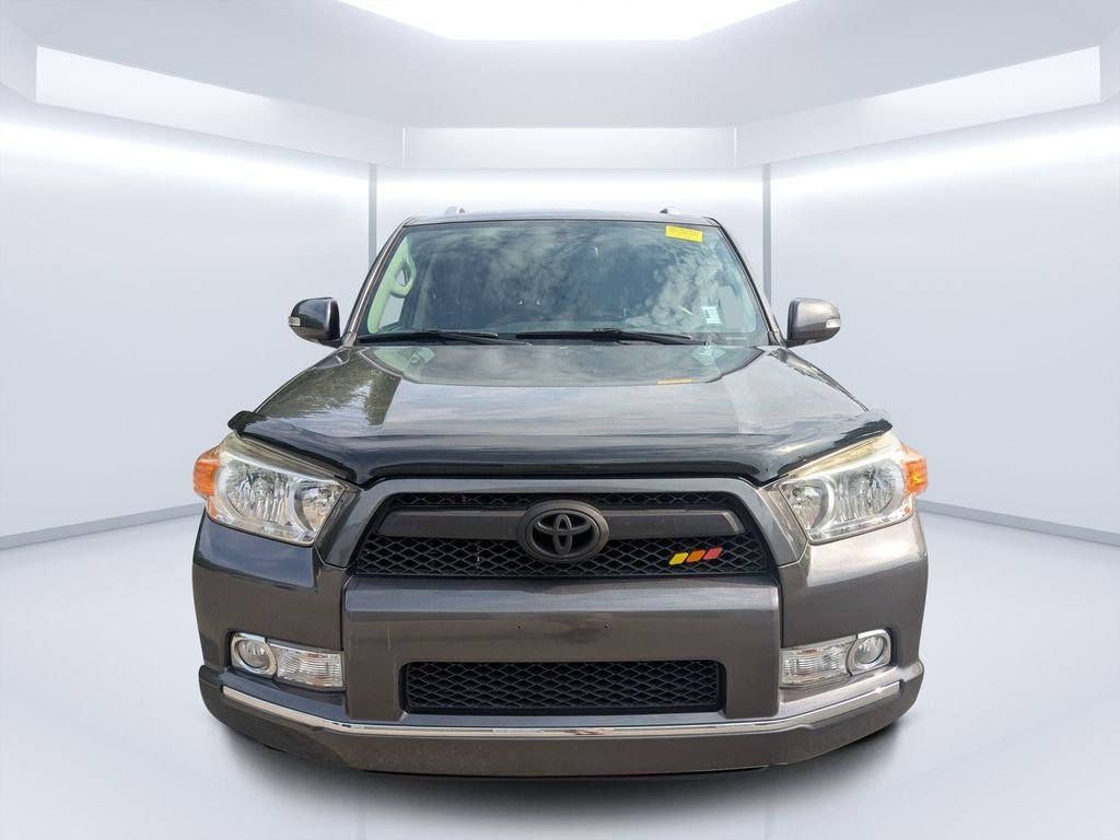 Used 2012 Gray Toyota SR5 image 8